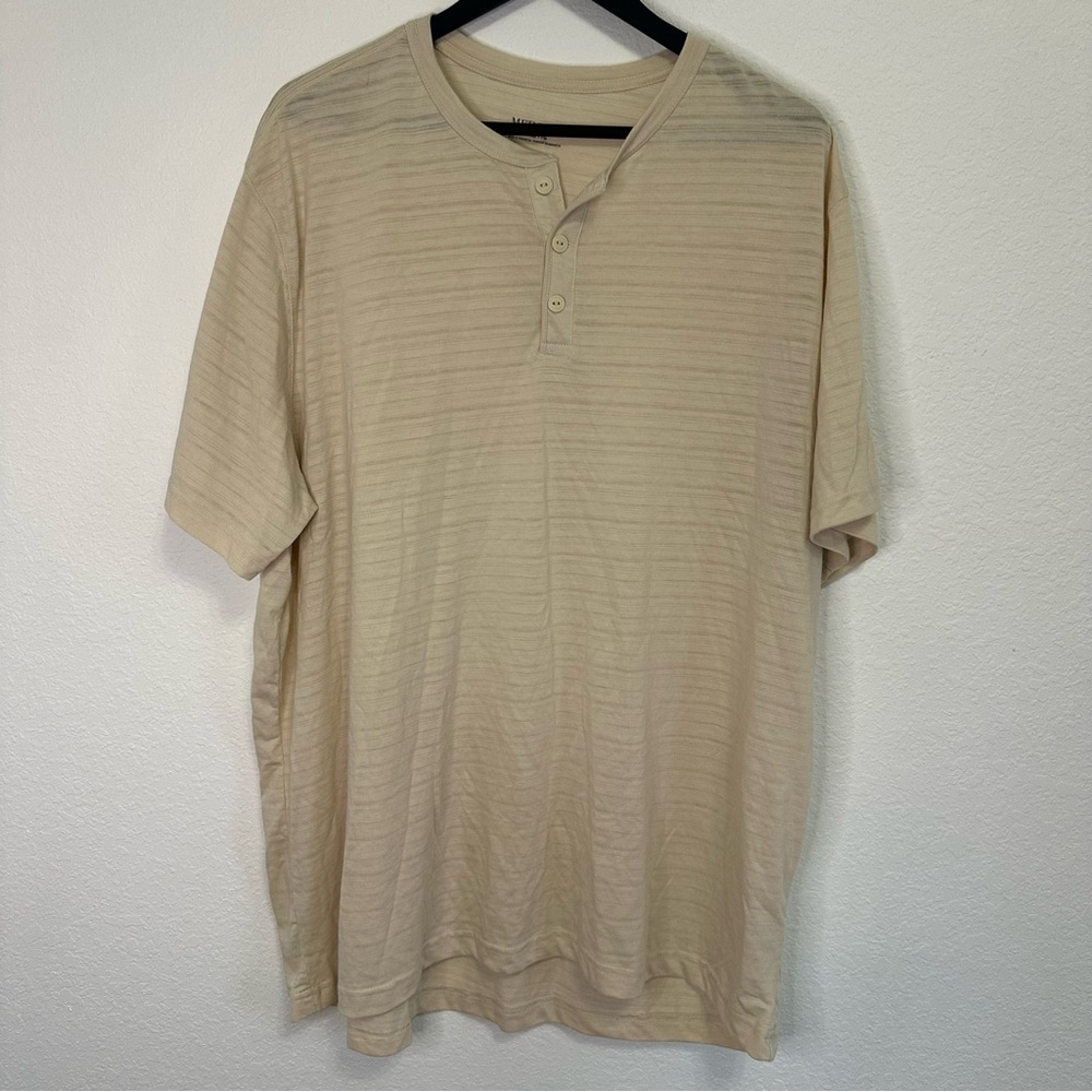 Men’s Cream Merona Short Sleeve Shirt XXL